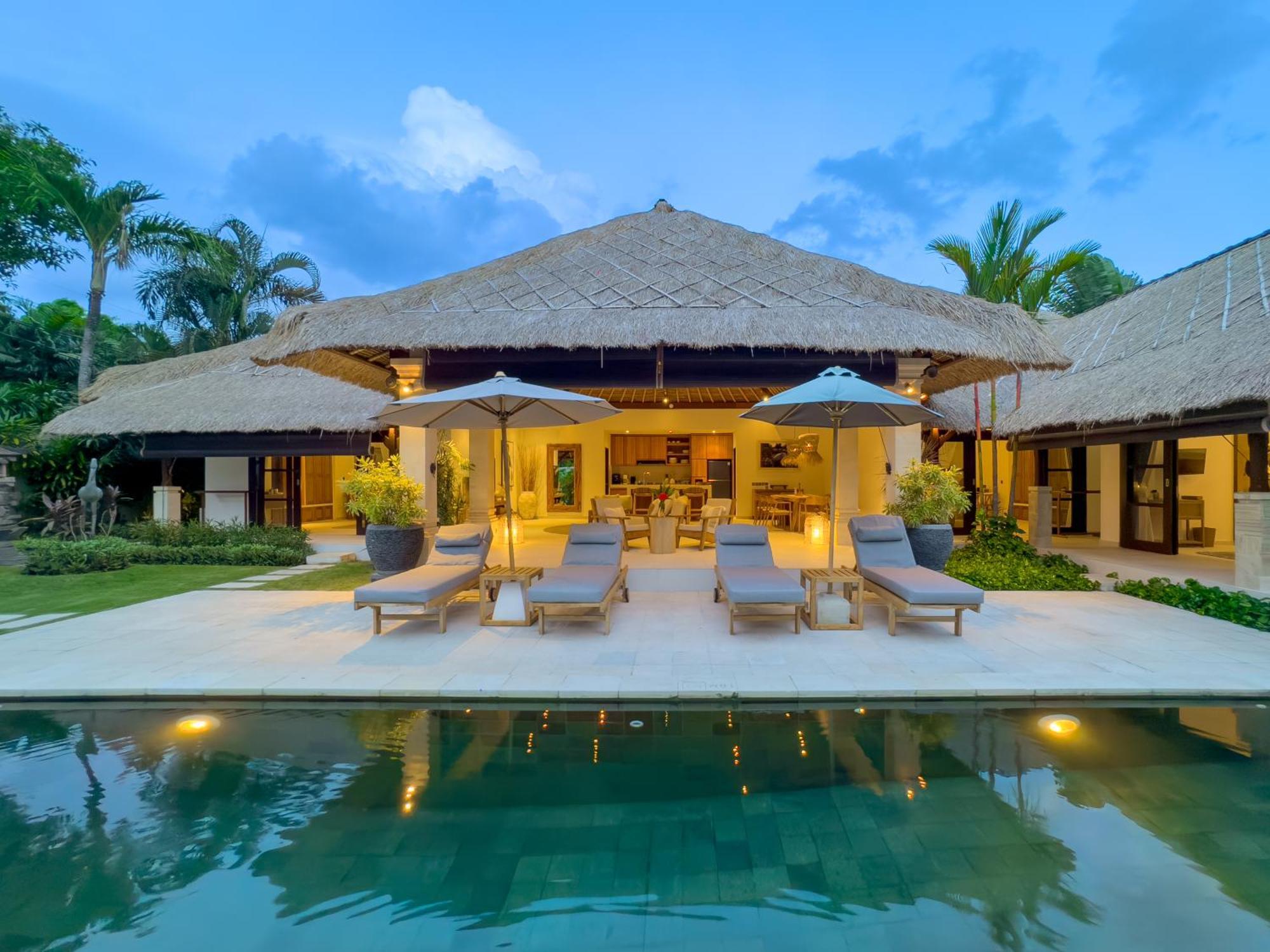 Villa Bugis Seminyak Phòng bức ảnh